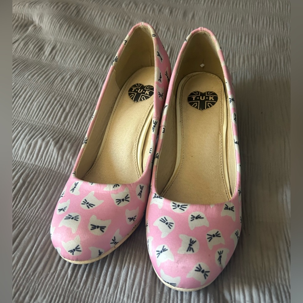 Pink kitten heels